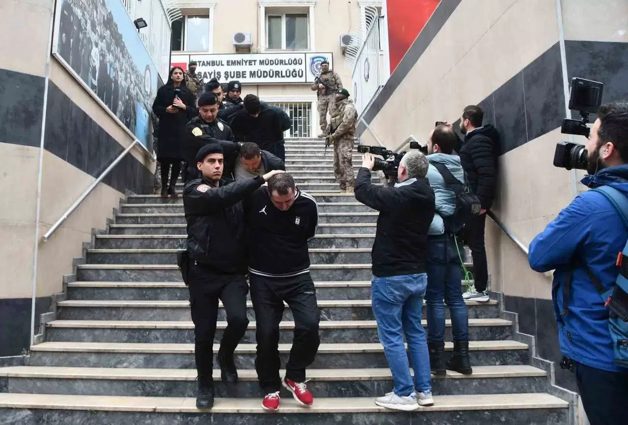 Küçükçekmece’deki Taarruzun 22 Şüphelisi Daha Adliyeye Sevk Edildi