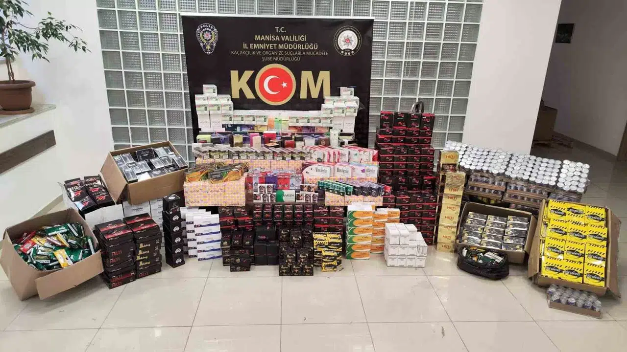 Manisa Emniyeti’nden 2 Vilayette 7 Adrese Eş Vakitli Operasyon