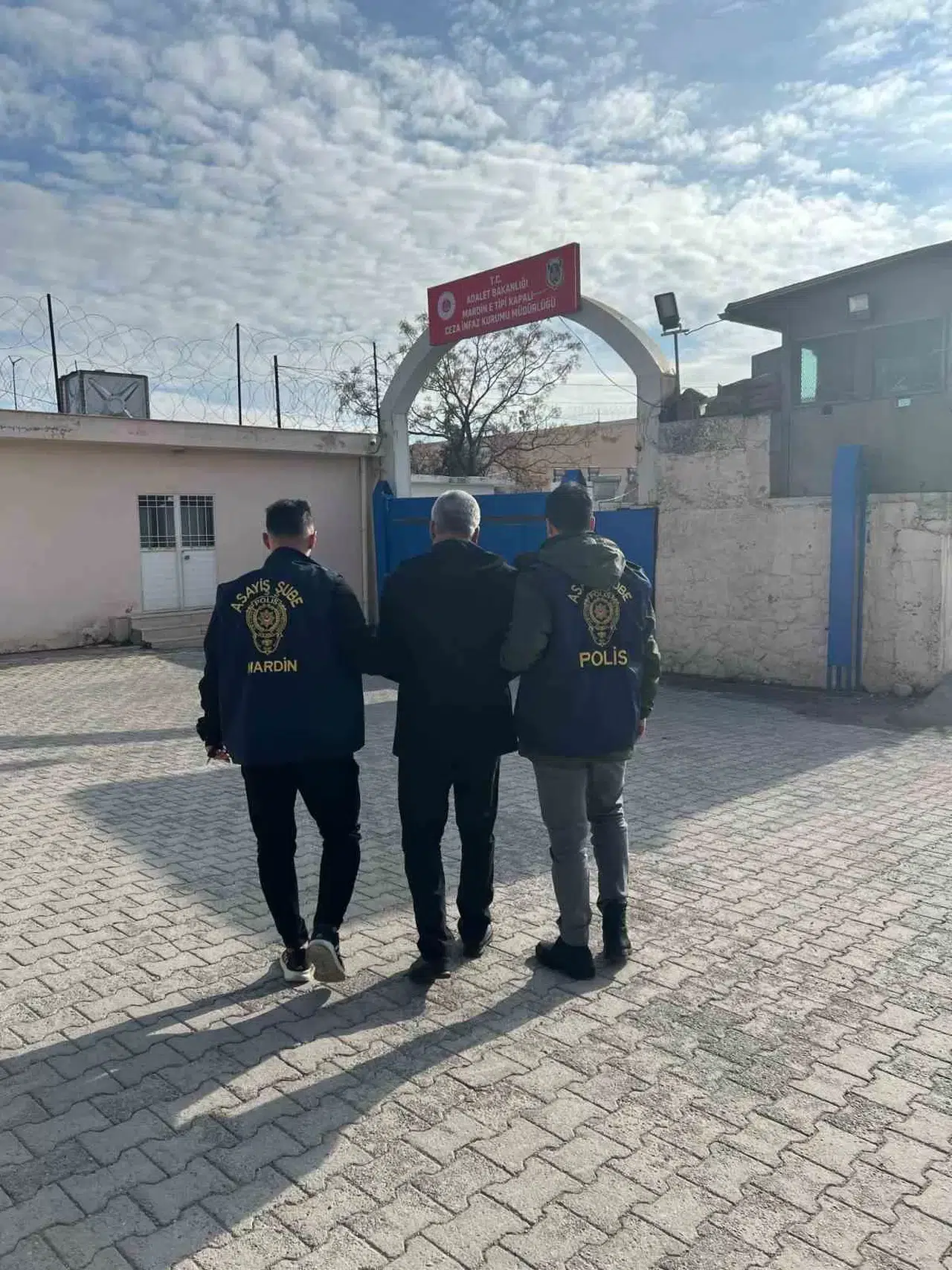 Mardin’de 1 Haftada Çeşitli Hatalardan Yakalanan 15 Kuşkulu Tutuklandı