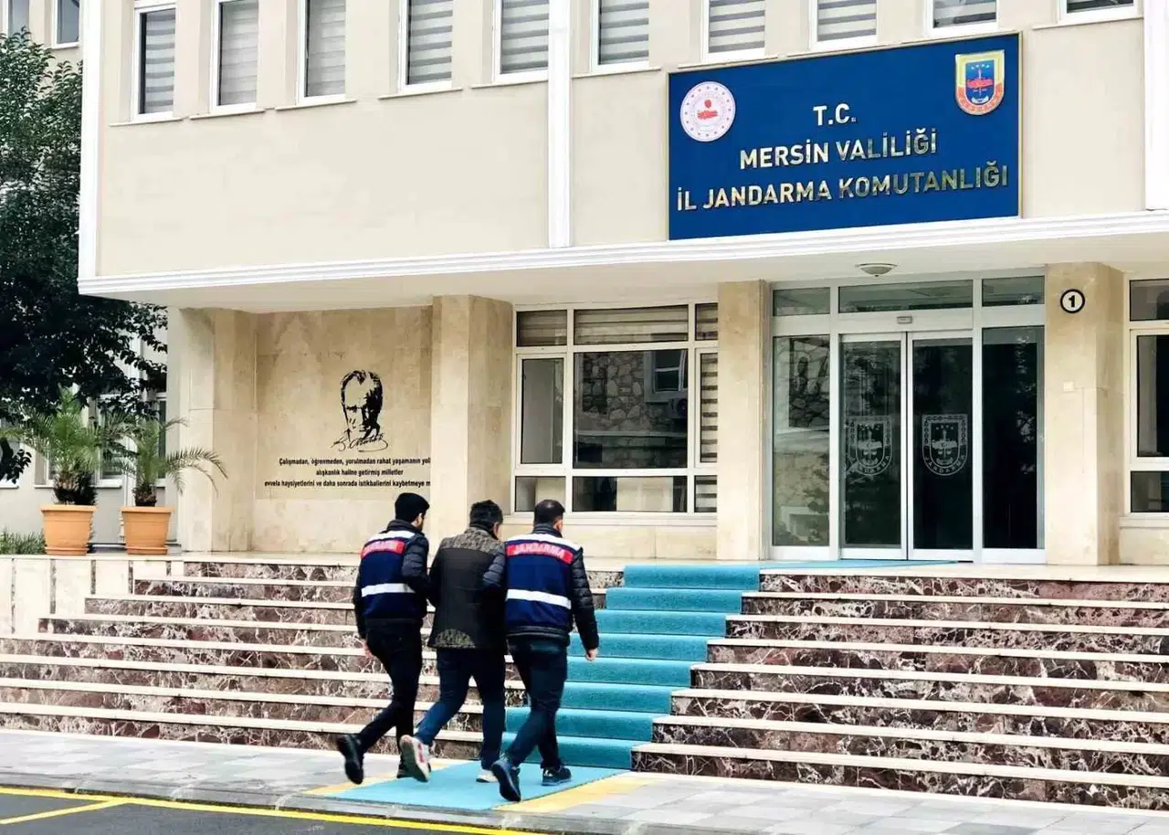 Mersin’de Aranan 16 Kuşkulu Yakalanıp, Tutuklandı