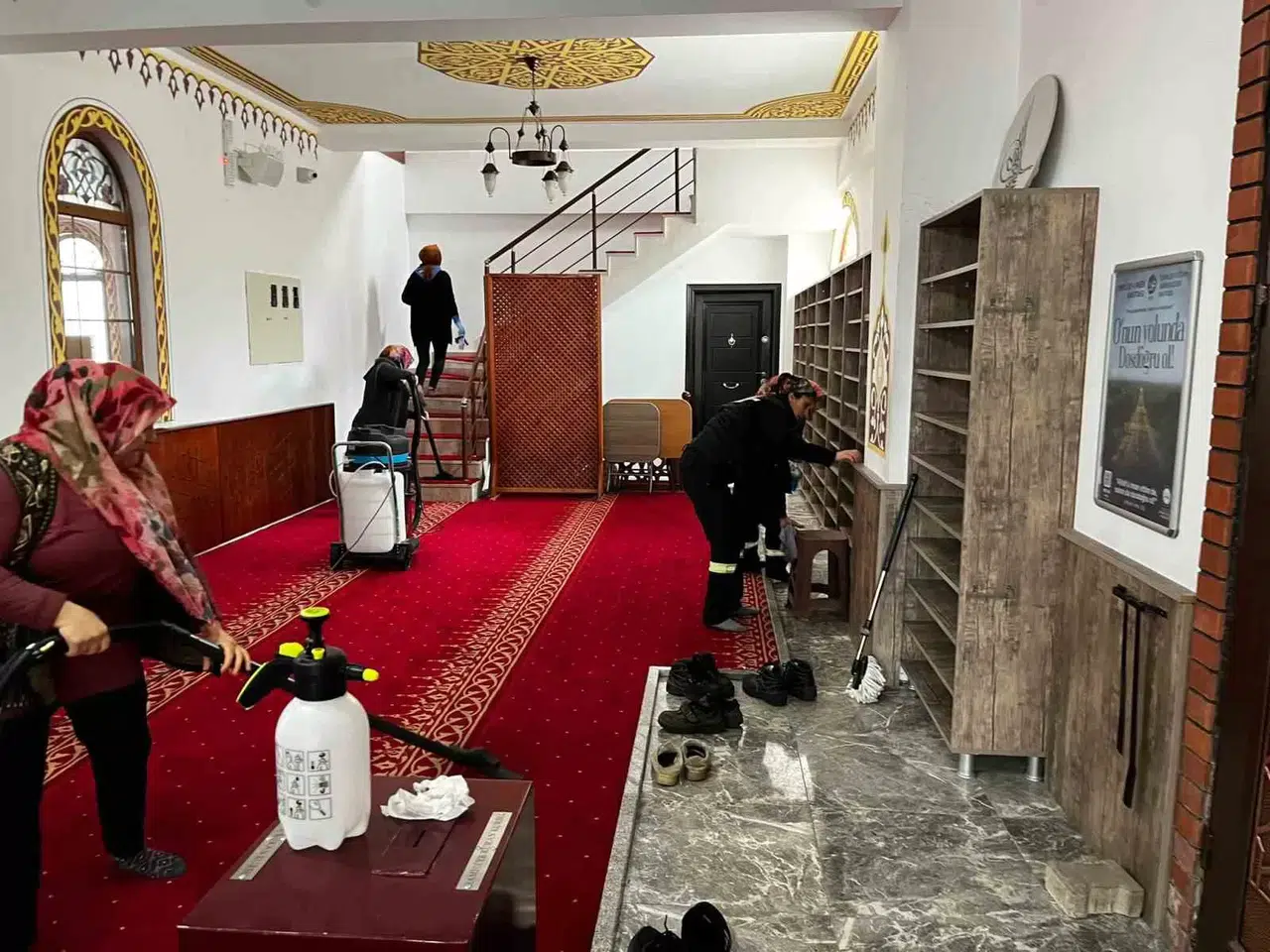 Mescitlerde Ramazan Paklığı