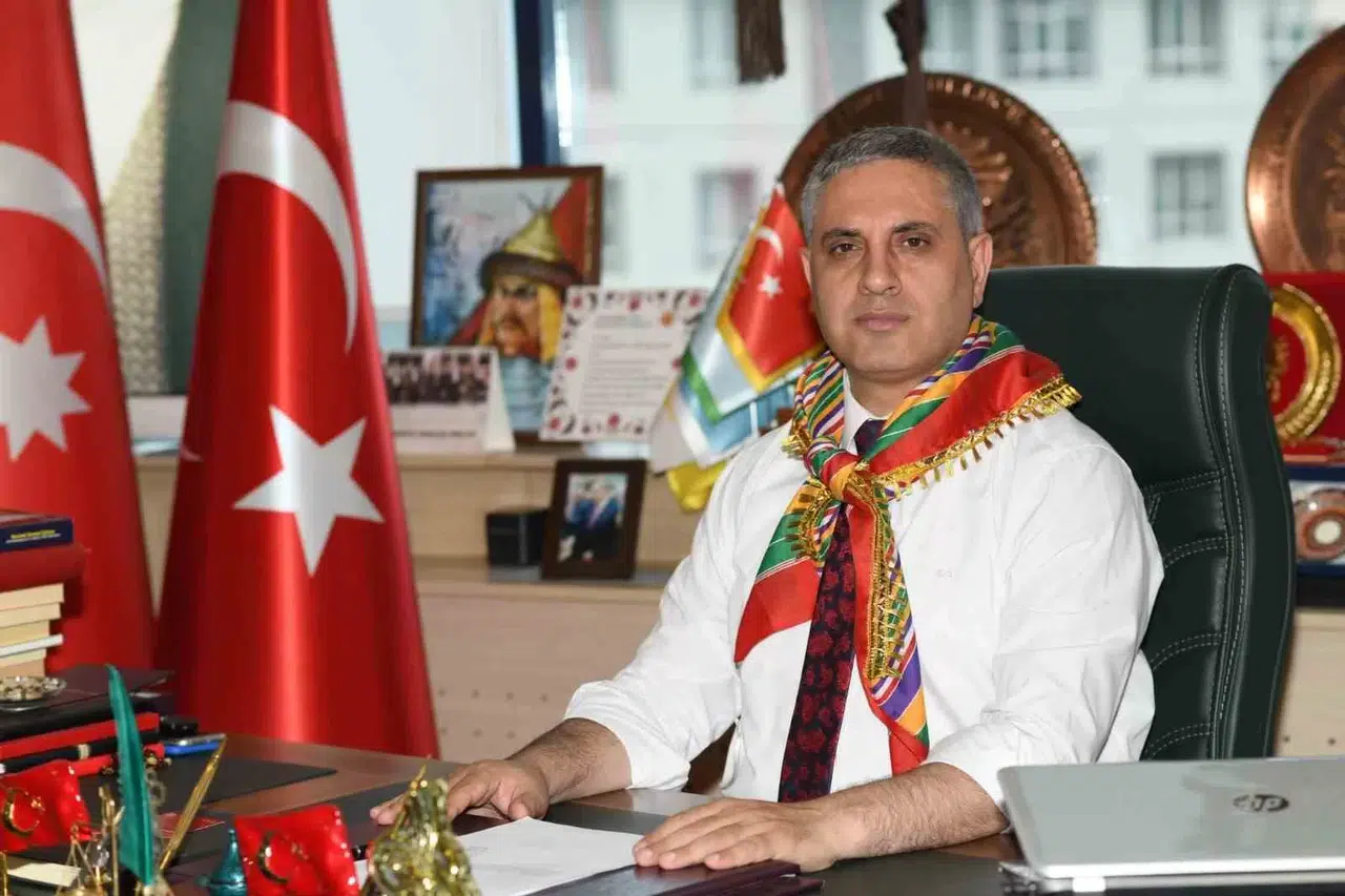 Osmanlı Ocakları Genel Lideri Canpolat: "Osmanlı Birinci Giysimiz İse Türkiye Cumhuriyeti İse Bir Üst Giysimizdir"