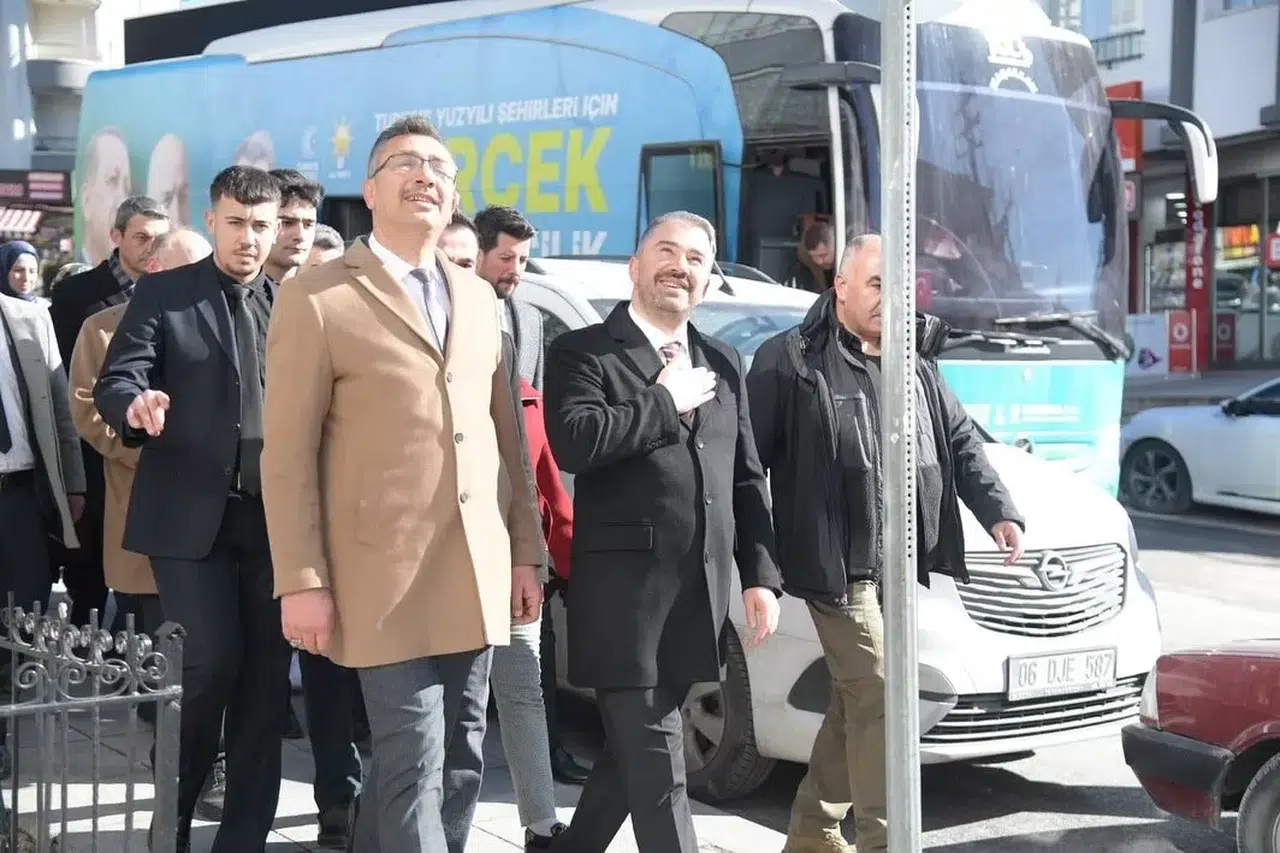 Pursaklar’da Hava Soğuk, Sokaklar Sımsıcak