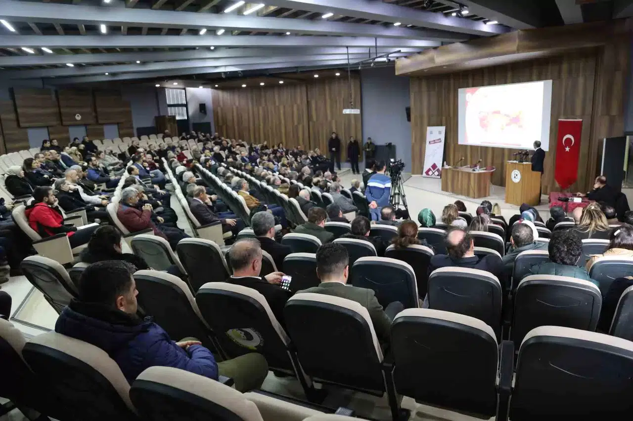 Rektör Göktaş: "Yapmış Olduğumuz Konutları Bilimsel Dataları Dikkate Alarak İnşa Etmemiz Gerekiyor"