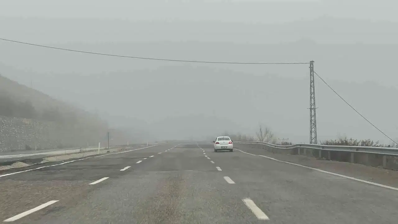 Şanlıurfa - Adıyaman Kara Yolunda Ağır Sis