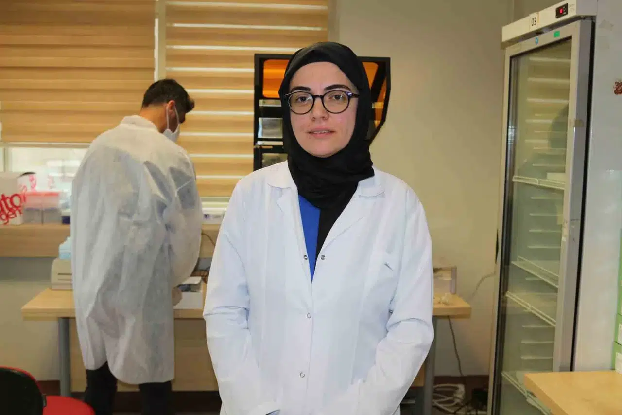 Siirt’te Korona Devrinde Açılan Moleküler Biyoloji Laboratuvarı Birçok Hastalığın Teşhisinde Kullanılıyor
