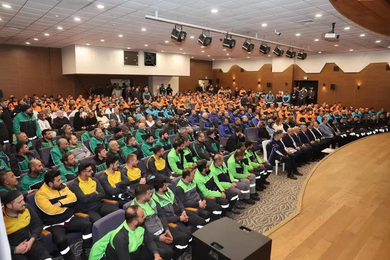 Sultangazi Belediyesi’nden Maaşlara Yüzde 49 Artırım
