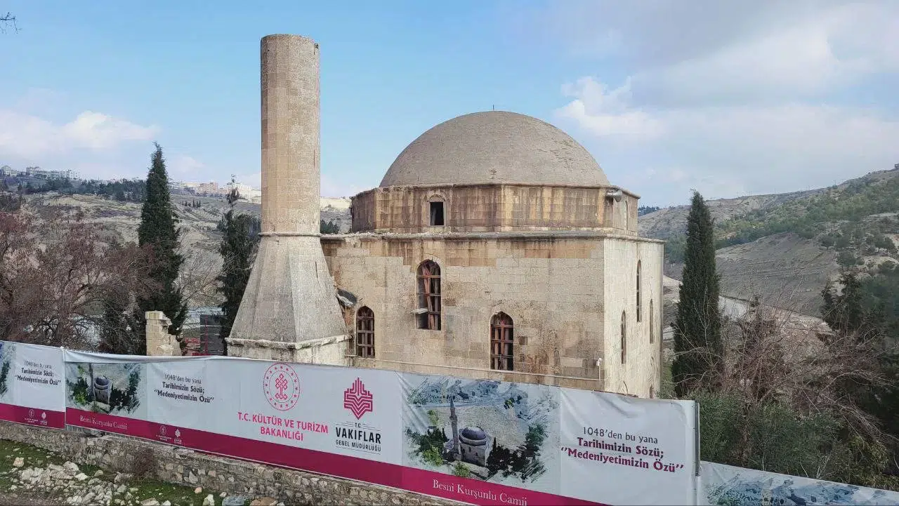 Tarihi Kurşunlu Cami’de Onarım Süratle İlerliyor