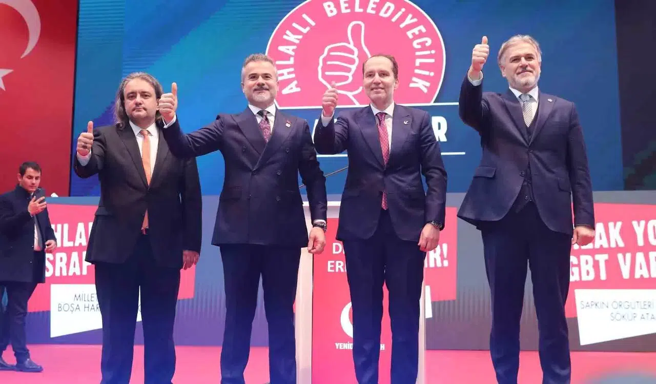Tekrar Refah Partisi Genel Lideri Erbakan: “Kimseye Kazandırmak İçin Değil, Kendimiz Kazanmak İçin Seçimdeyiz”
