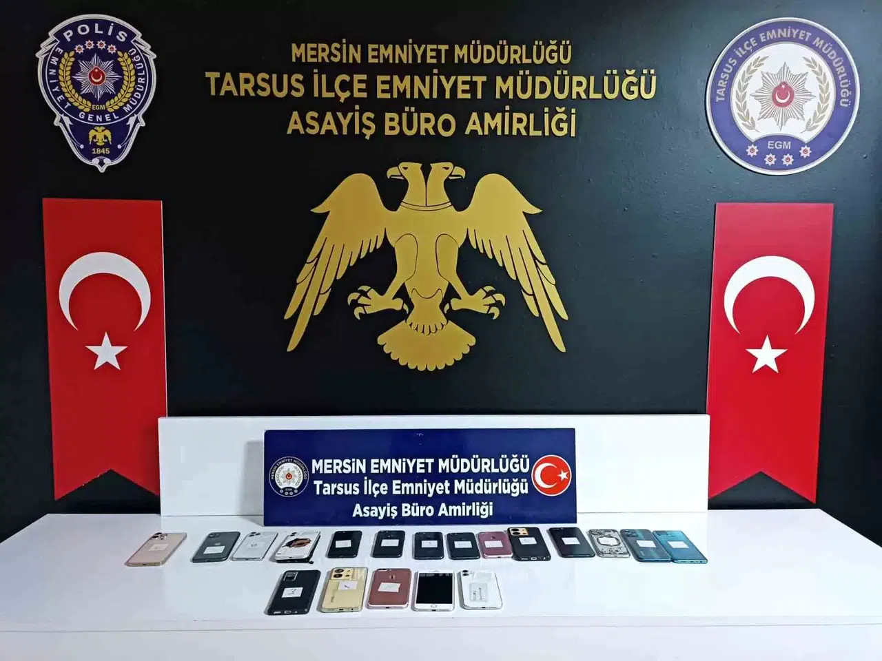 Telefon Tamircisi Hırsız Çıktı: 19 Cep Telefonu Ele Geçirildi