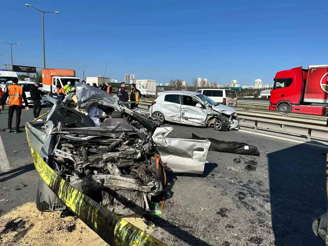 Tem Otoyolu’nda Zincirleme Trafik Kazası: 1 Meyyit