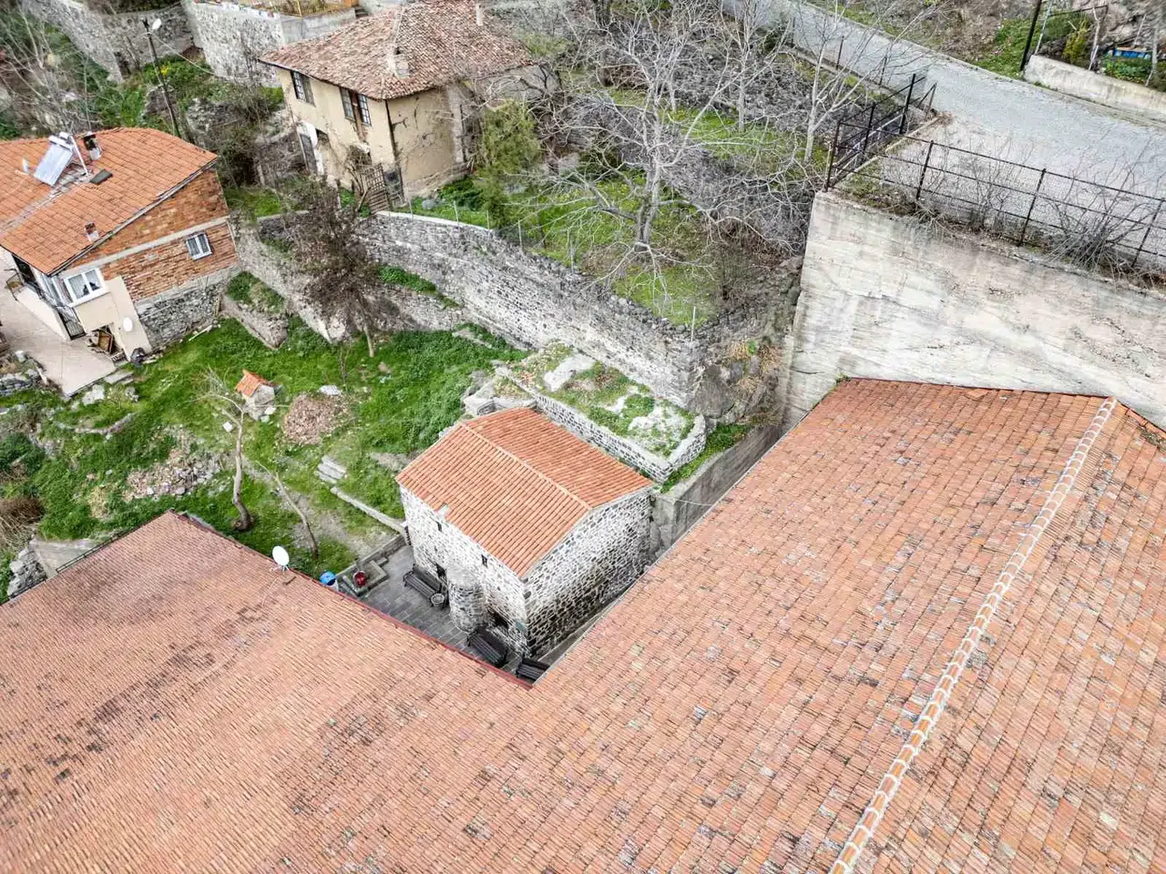Tokat’ta Niksar’ın Tarihi Mirası ’Cin Cami’ 864 Yıldır Ayakta