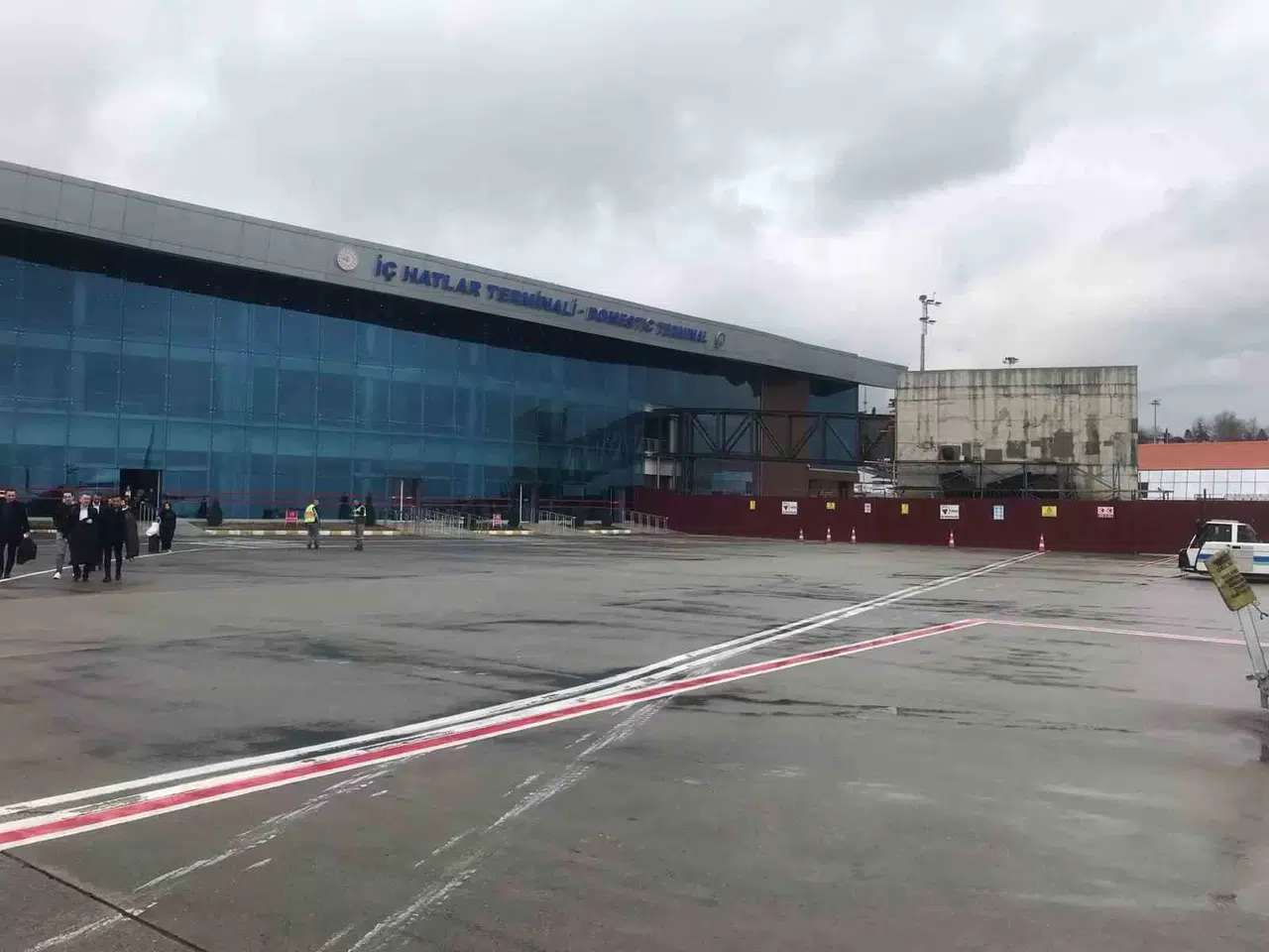 Trabzon Havalimanı’nda Yolcu Köprüsü Çalışmaları Sürüyor