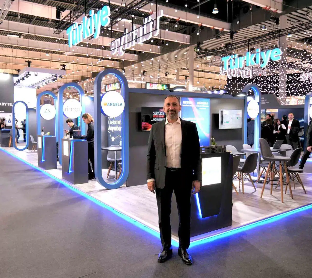 Türk Telekom Ceo’su Önal, Taşınabilir Dünya Kongresi’nde Basın Mensupları ile Buluştu