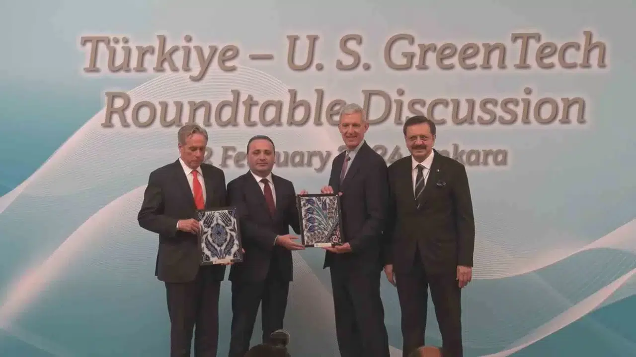 Türkiye-Abd Yeşil Teknoloji Heyetleri TOBB’da Bir Ortaya Geldi