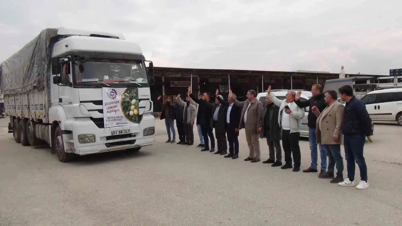 “Üretici-Tüketici El Ele Kampanyası” ile Mersin’den Aksaray’a 20 Ton Fiyatsız Limon Gönderildi