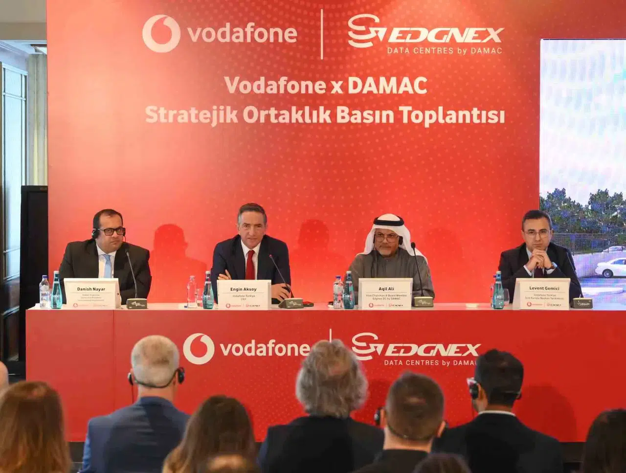 Vodafone ve Damac İzmir’de Bilgi Merkezi Kuracak