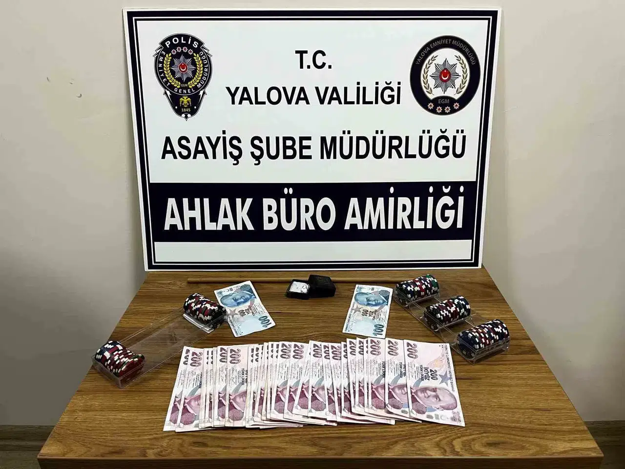 Yalova’da Kumar Oynayan 13 Şahsa 83 Bin 525 Lira Ceza