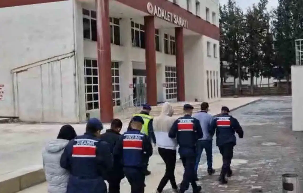 Yalova’da Telefon Dolandırıcılığı Yapan 4 Zanlı Tutuklandı