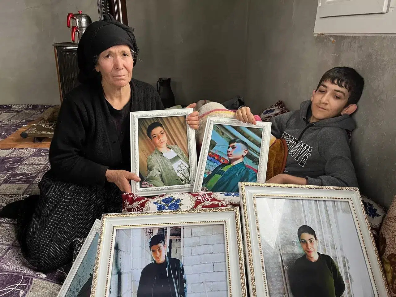 Zelzelede Eşi ve 2 Oğlu ile Birlikte Enkaz Altında Kalan Anne Acı Dolu O Geceyi Anlattı