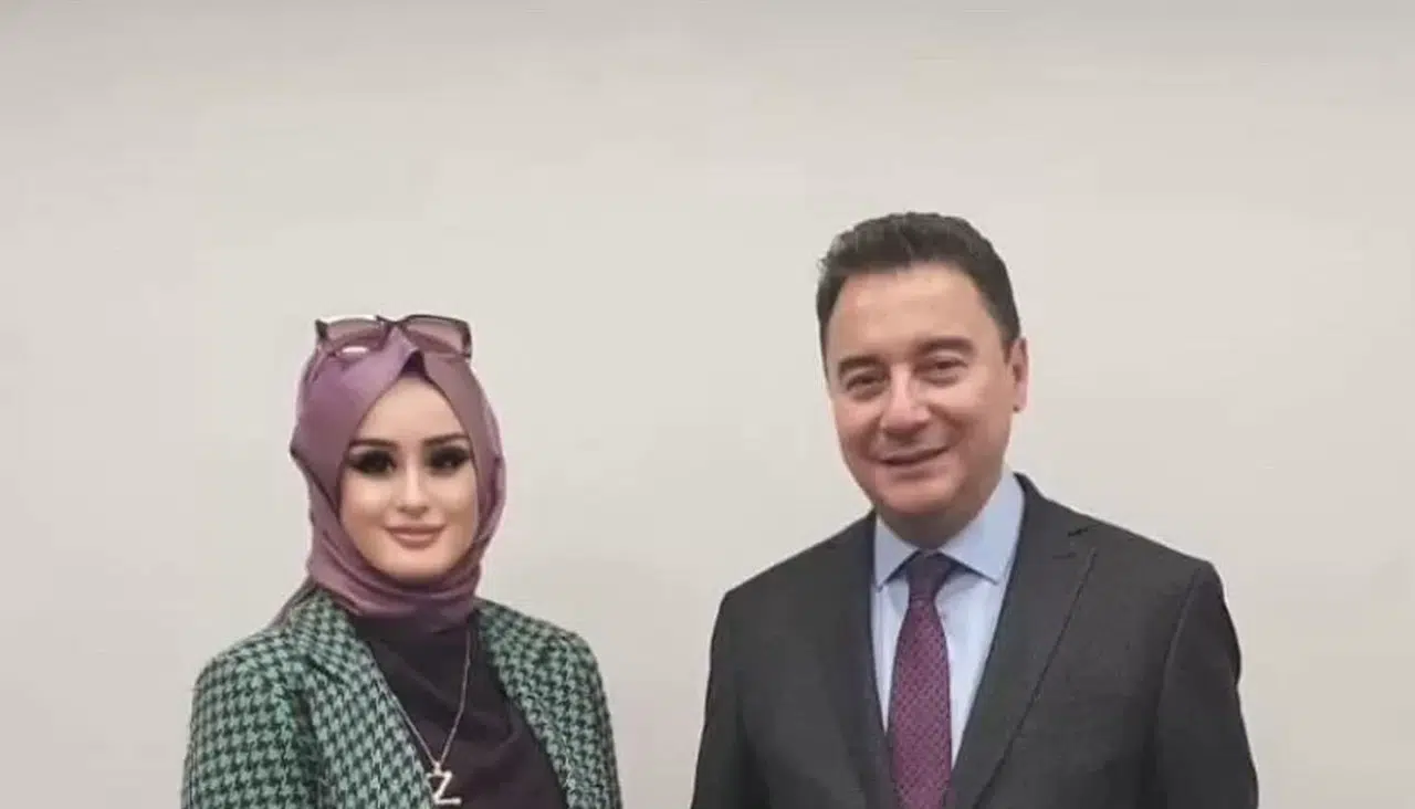 Deva’dan Afiş İsyanı