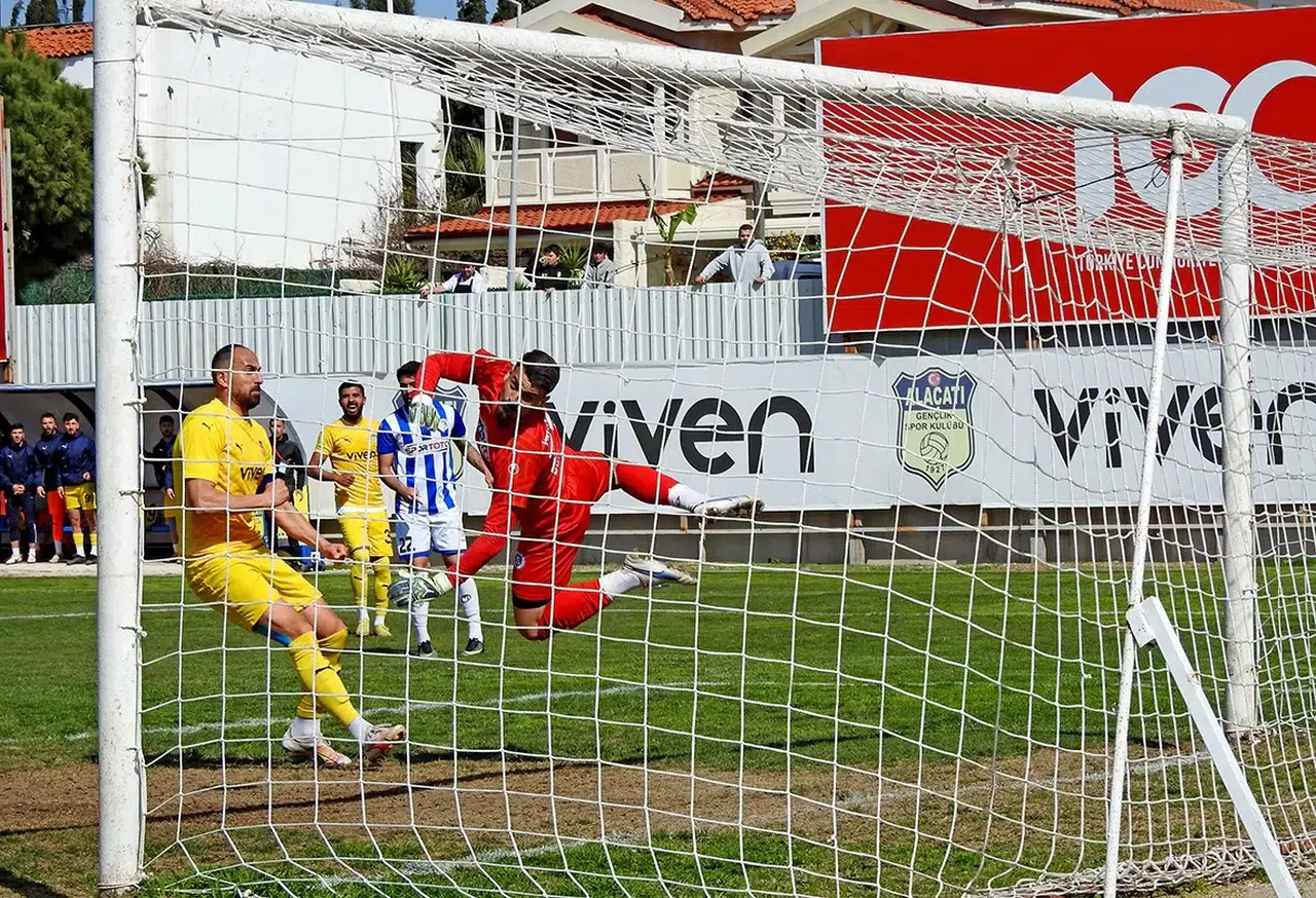 Alaçatıspor Alanında 2-0 Galip