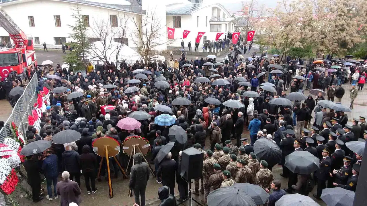 Bingöllü Şehit Son Seyahatine Uğurlandı