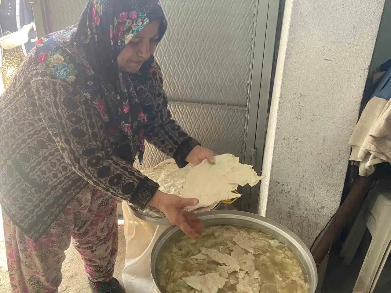 Bu Köyde Herkes Yüzyıllardır Ramazan’ın Birinci Günü Birebir Yemeği Yiyor