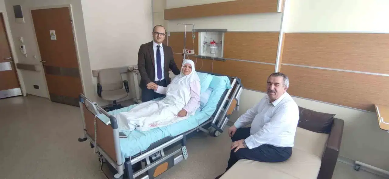 Genç Cerrah Bu Kere Annesine Şifa Oldu