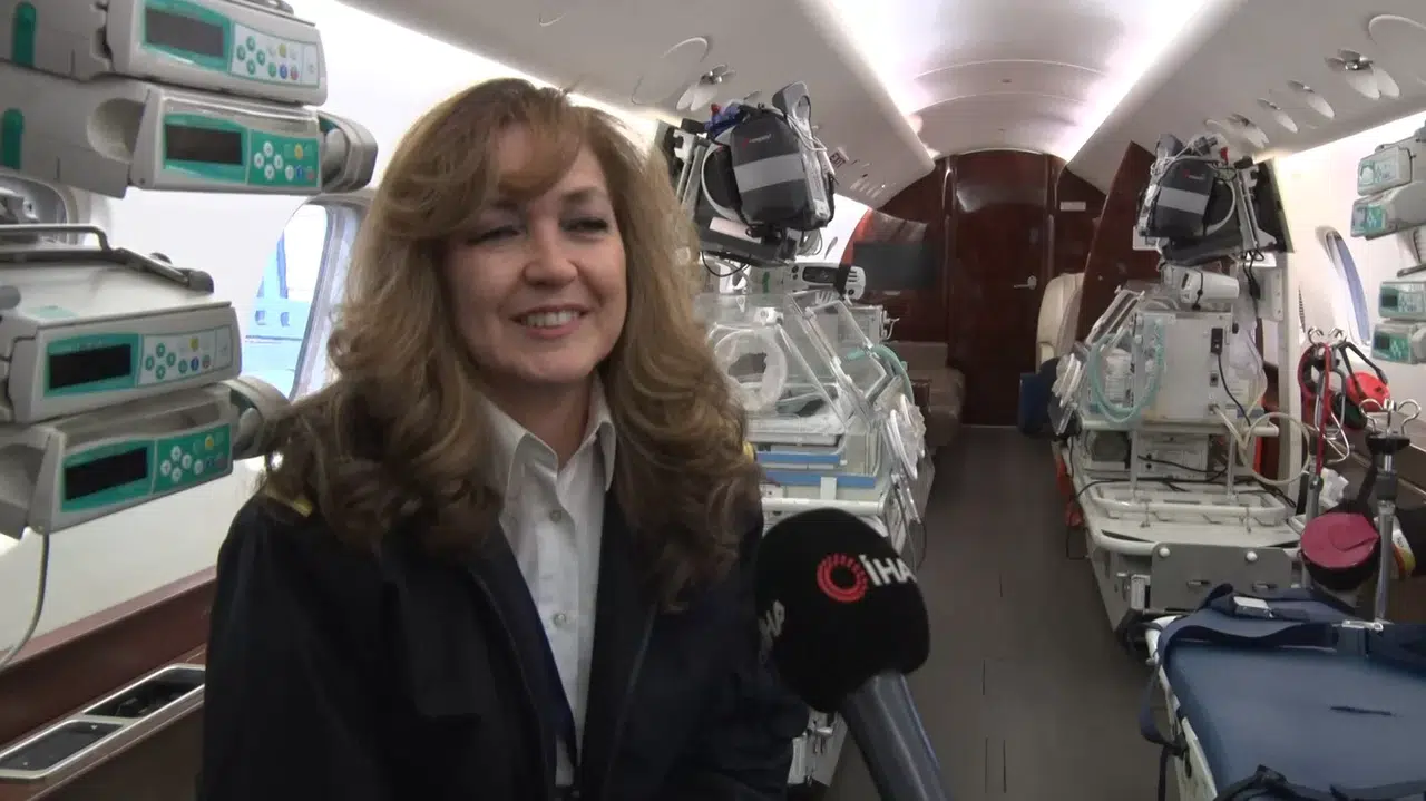 Gökyüzünde Hayat Kurtaran Pilot Sinem Ulusoy: “‘Hem Çocuk Yaparım, Hem Meslek Yaparım’ Demeliler”