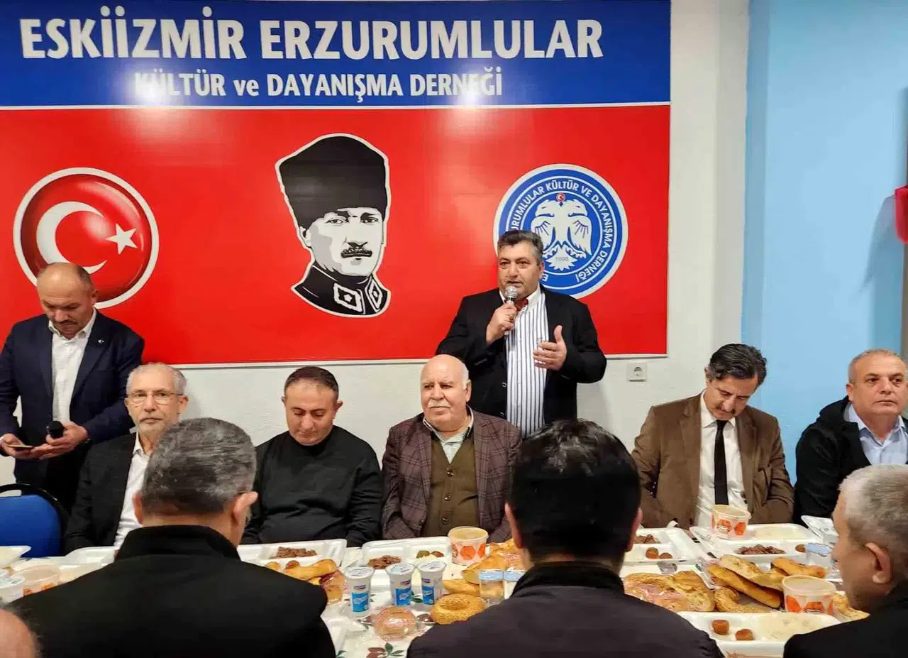 İzmir’de Yaşayan Dadaşlar İftar Yemeğinde Buluştu