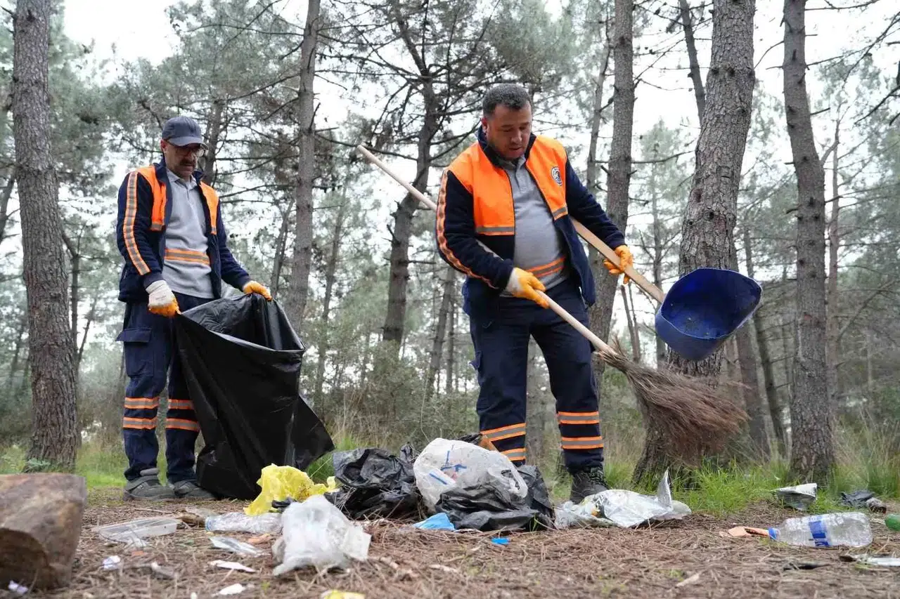 Kartal Belediyesi “Yeşili ile Mavisi ile Bu Dünya Bizim” Dedi