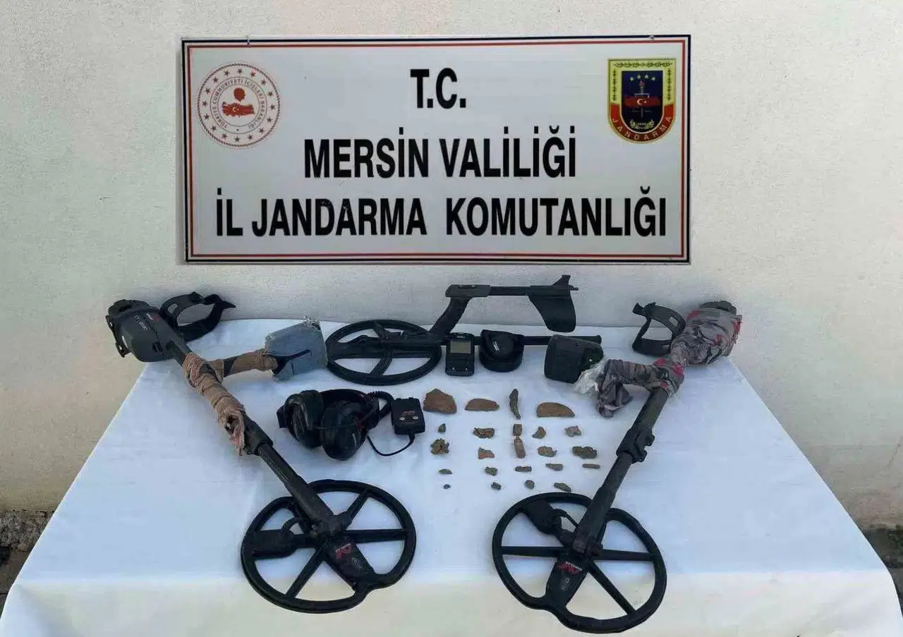 Mersin’de Tarihi Eser Kaçakçılığı Operasyonu: 5 Gözaltı