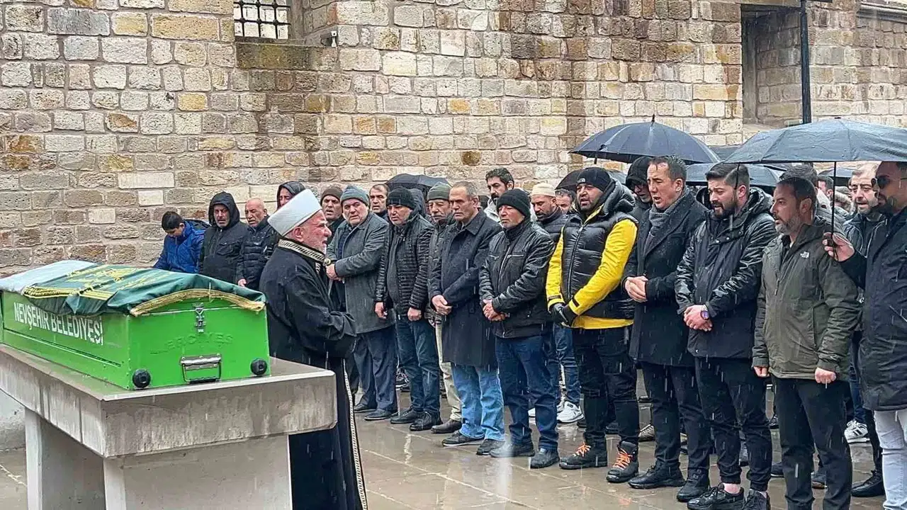 Ruhsatsız Klinik Can Aldı