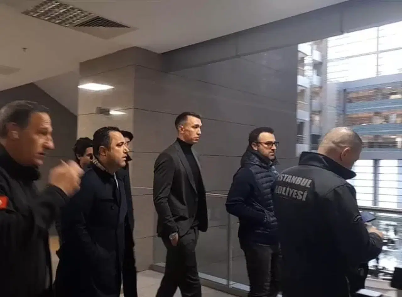 Seçil Erzan Davasında Arda Turan ve Fernando Muslera Mahkemeye Geldi