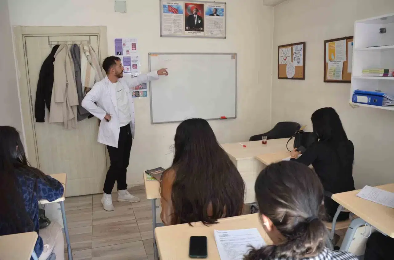 Şırnak’ta Hasta Bakım Kursuna Ağır İlgi