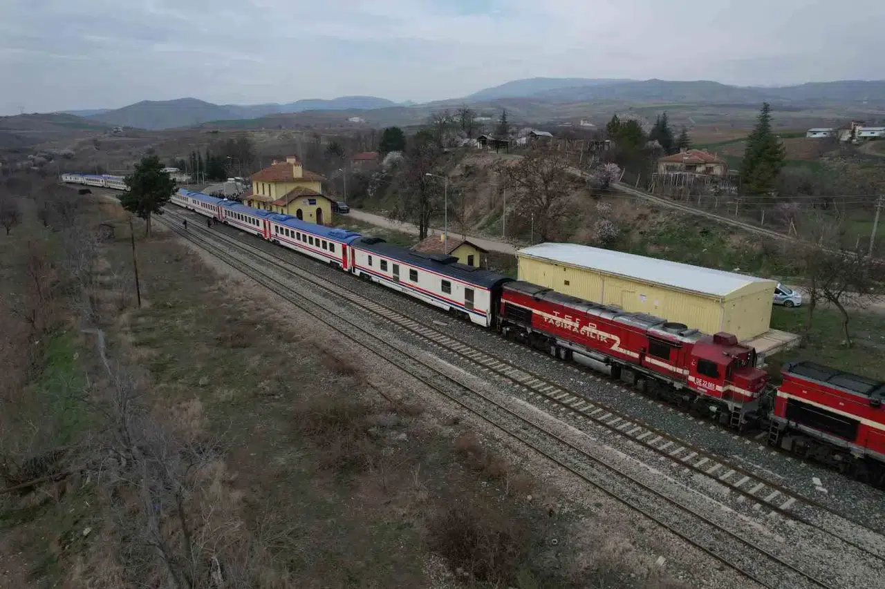 Turistik Kara Elmas Ekspresi Tanıtım Cinsine Çıktı