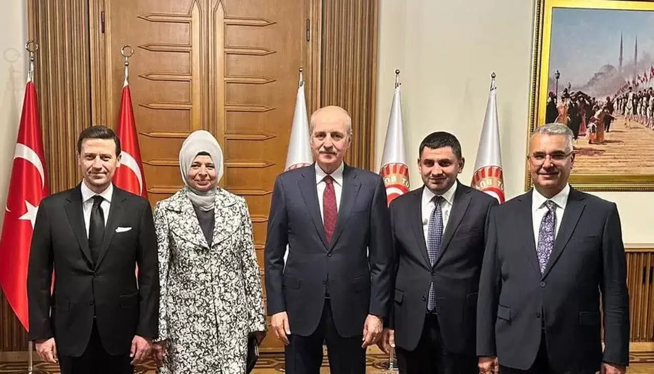 Ahlatcı Resepsiyona Katıldı