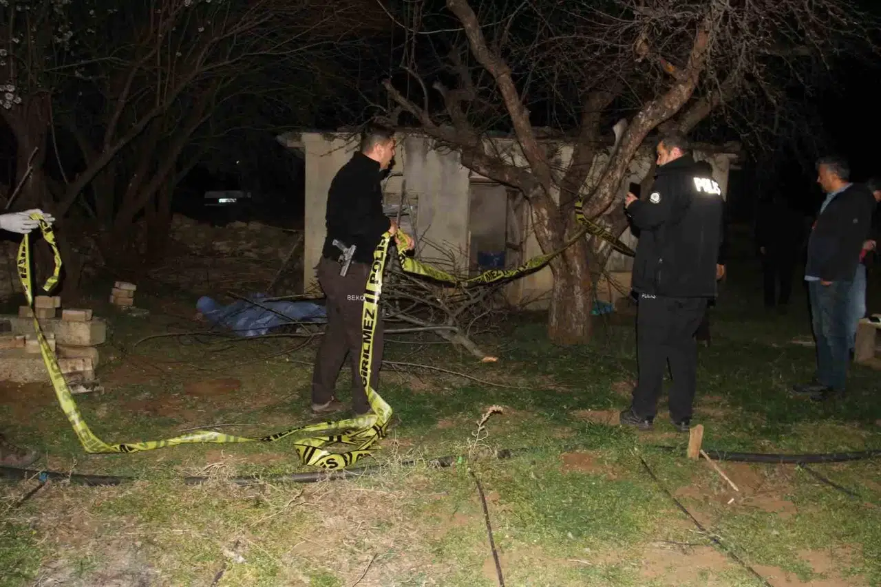 Ağaç Budamaya Gittiği Bahçede Cansız Vücudu Bulundu
