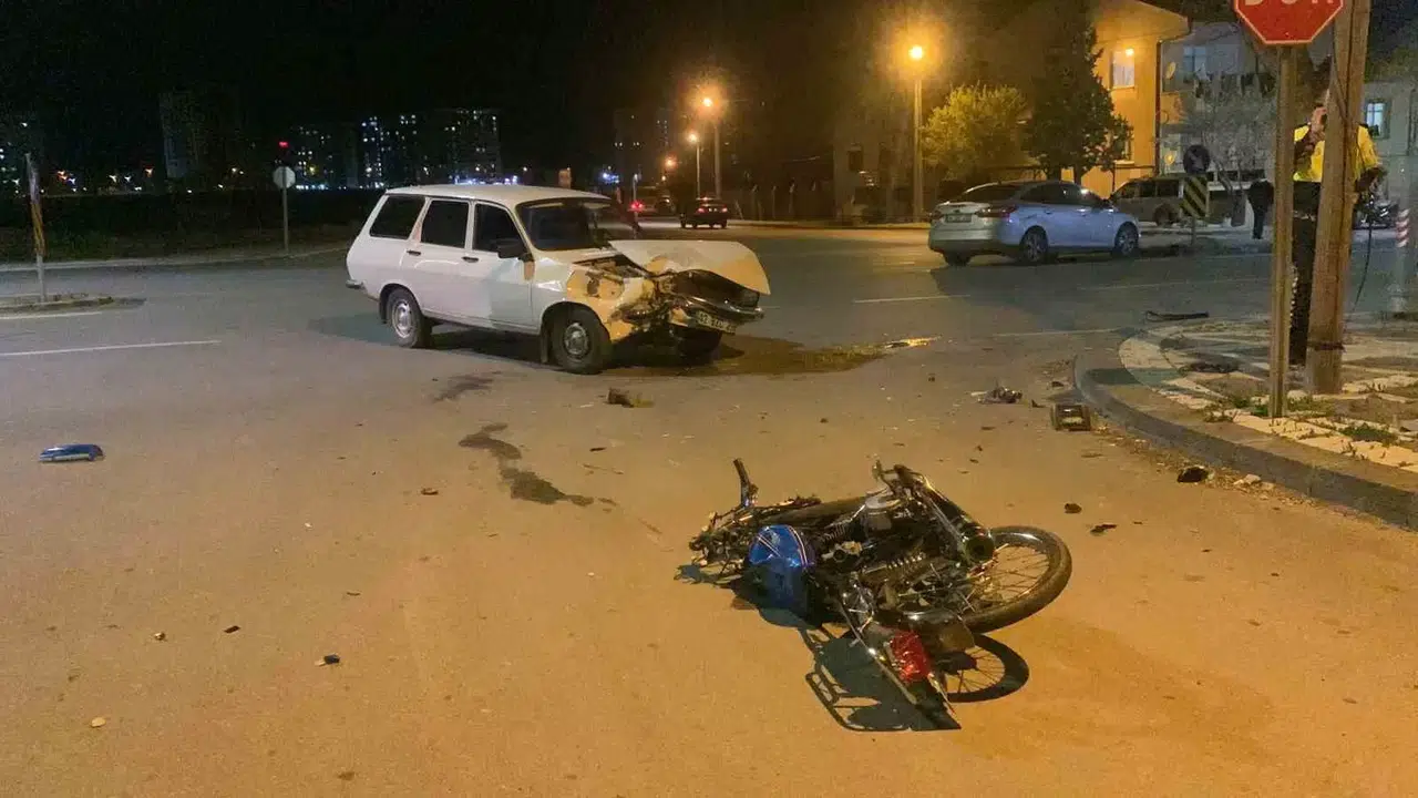 Araba ile Çarpışan Motosiklet Şoförü Hayatını Kaybetti