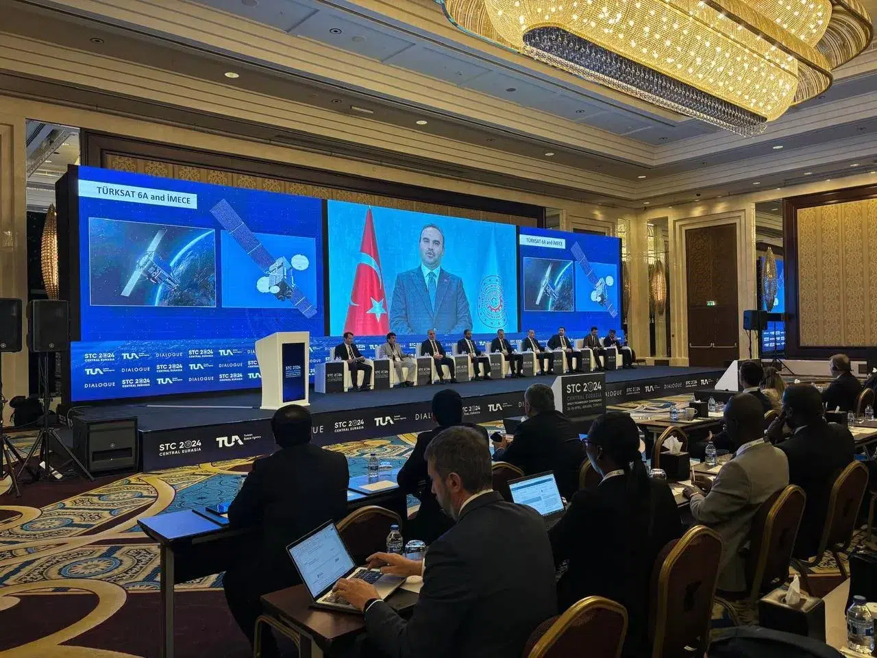 Bakan Kacır: "Türkiye Uzay Teknolojilerinde İlerleme Kaydetmeye Kararlıdır"