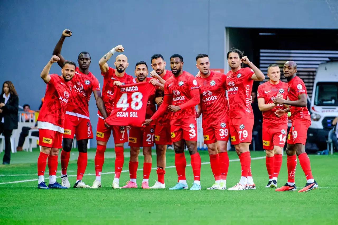 İzmir’de Sürpriz Yok: 1-3