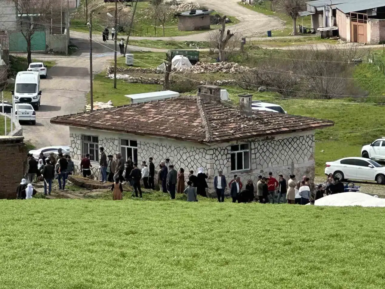 Diyarbakır’da 1 Kişinin Öldüğü Muhtarlık Hengamesinde 14 Gözaltı