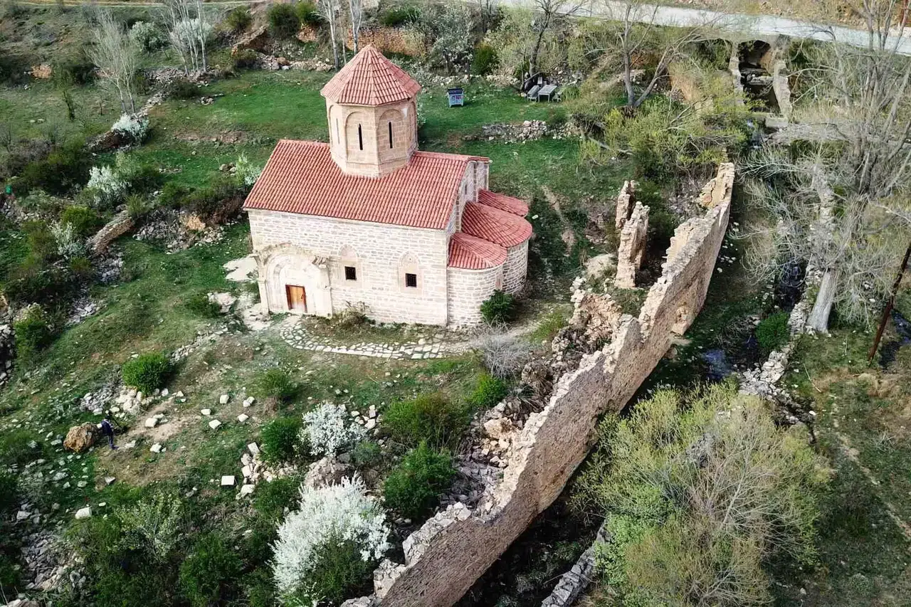 Gümüşhane’deki İmera Manastırı Tarihi Dokusuna Kavuştu