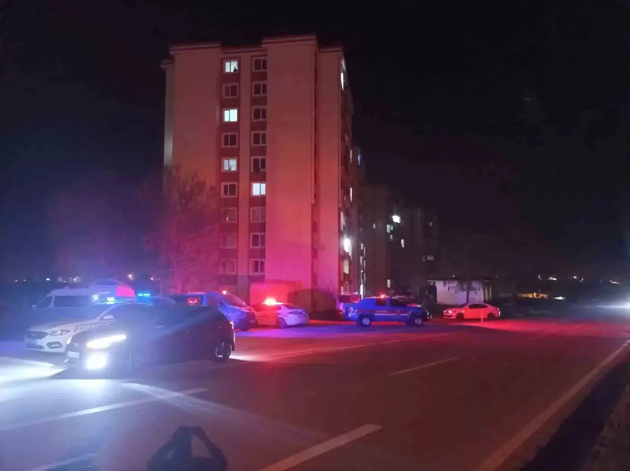 İki Küme Ortasında Çıkan Arbedede 11 Kişi Yaralandı