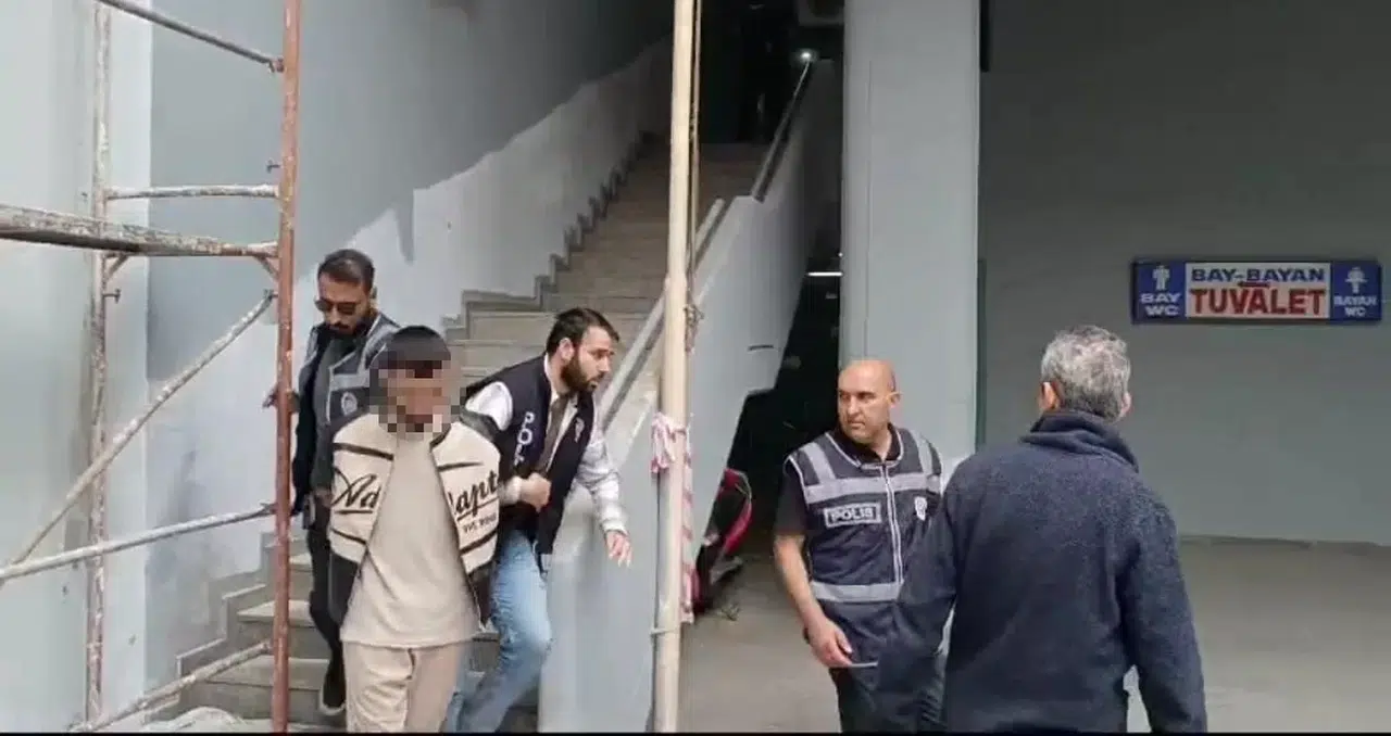 İzmir’deki Bagaj Cinayetinin Zanlısı Tutuklandı