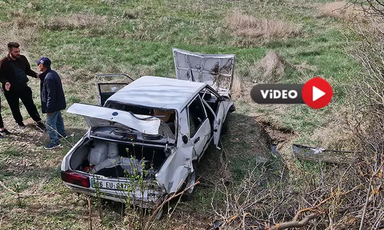 Kontrolden Çıkan Otomobil Tarlaya Uçtu