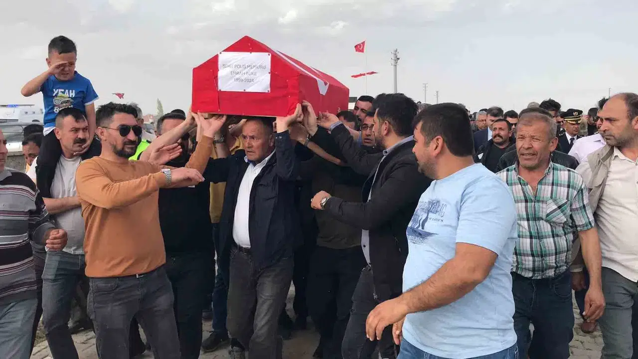 Kazada Şehit Olan Polis Memuru Son Seyahatine Uğurlandı