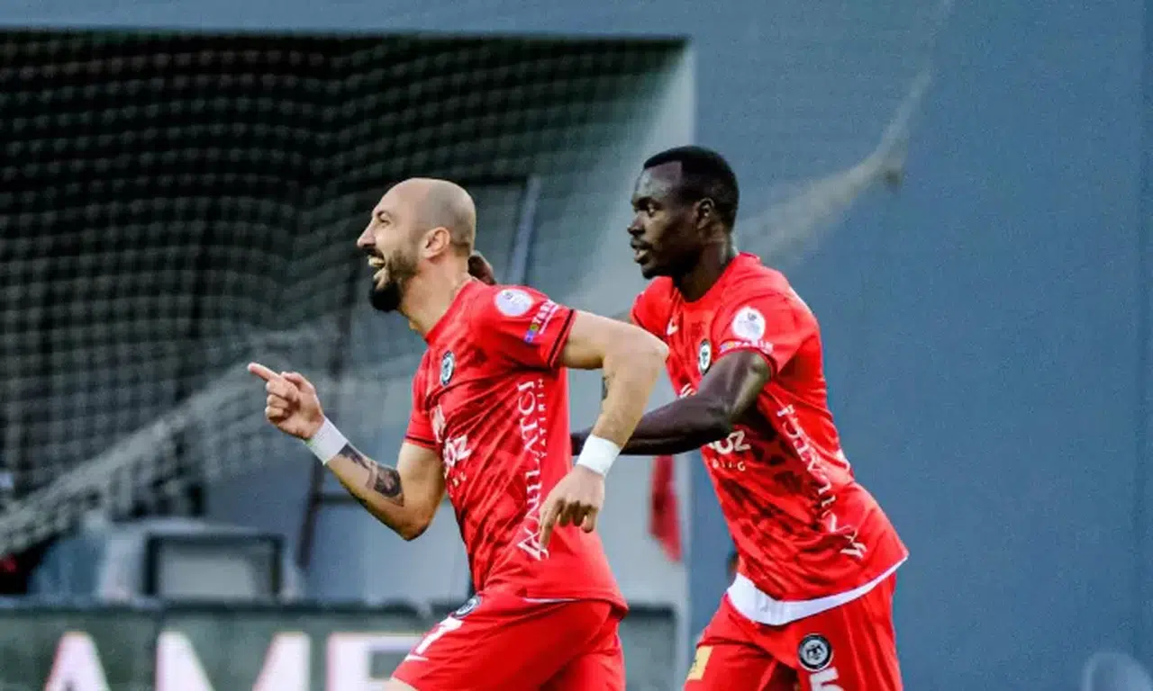Ozan’ın Yerine Ahmet İlhan