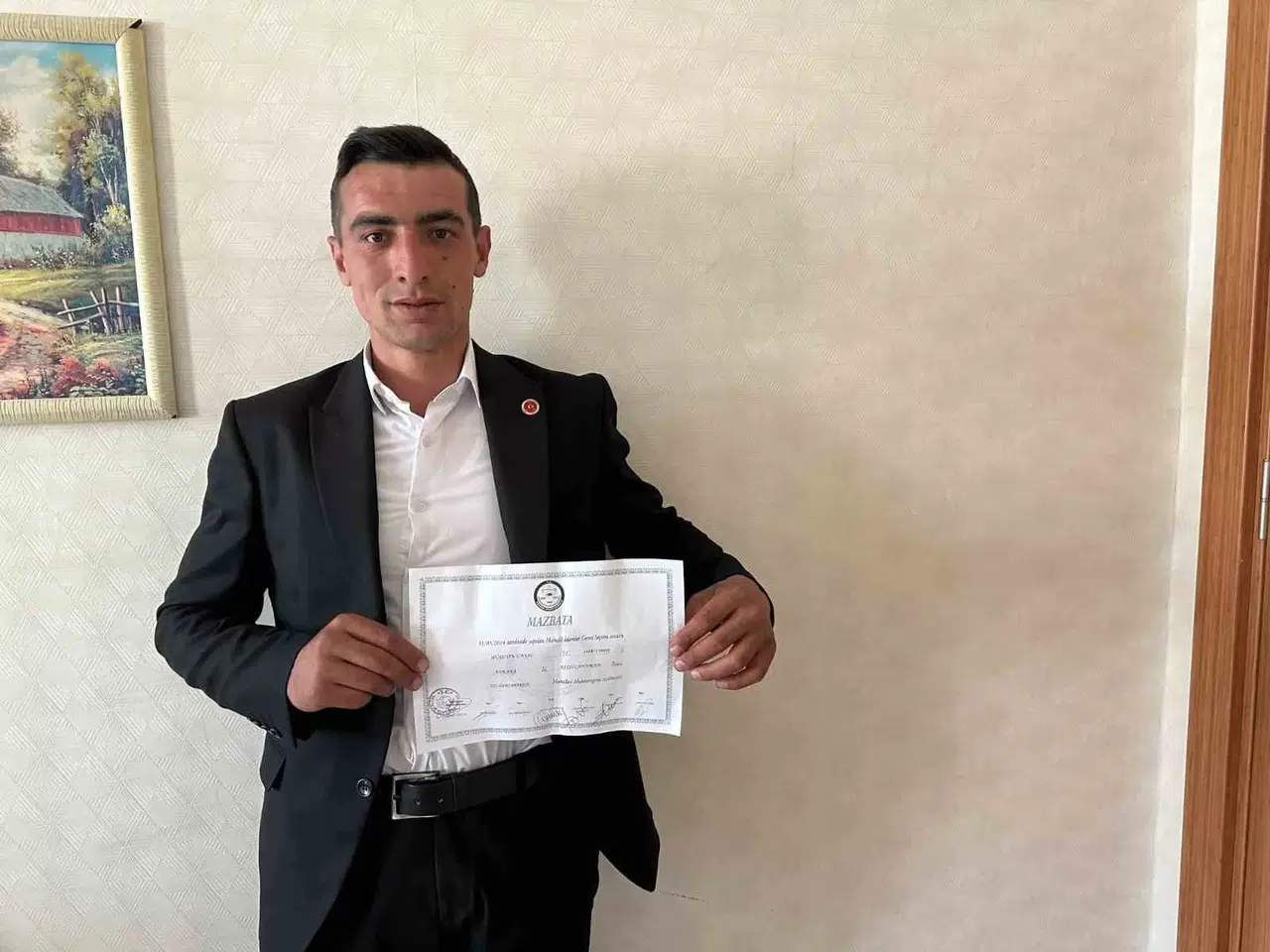 Kızılcahamam’ın En Genç Muhtarı 22 Yaşındaki Hüseyin Ünsal Misyonuna Başladı
